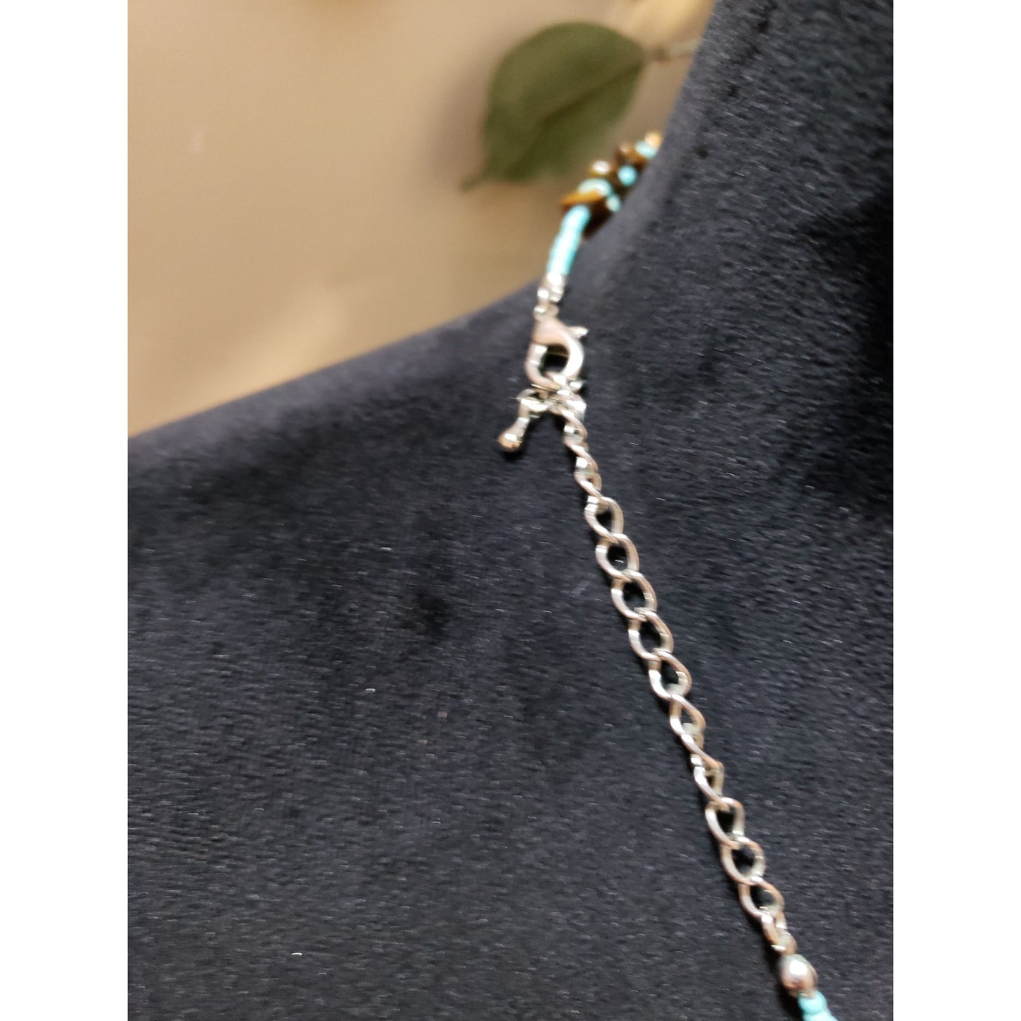 Women Chunky Simulated Turquoise Stones Seed Beads Statement Necklace w/ Lobster