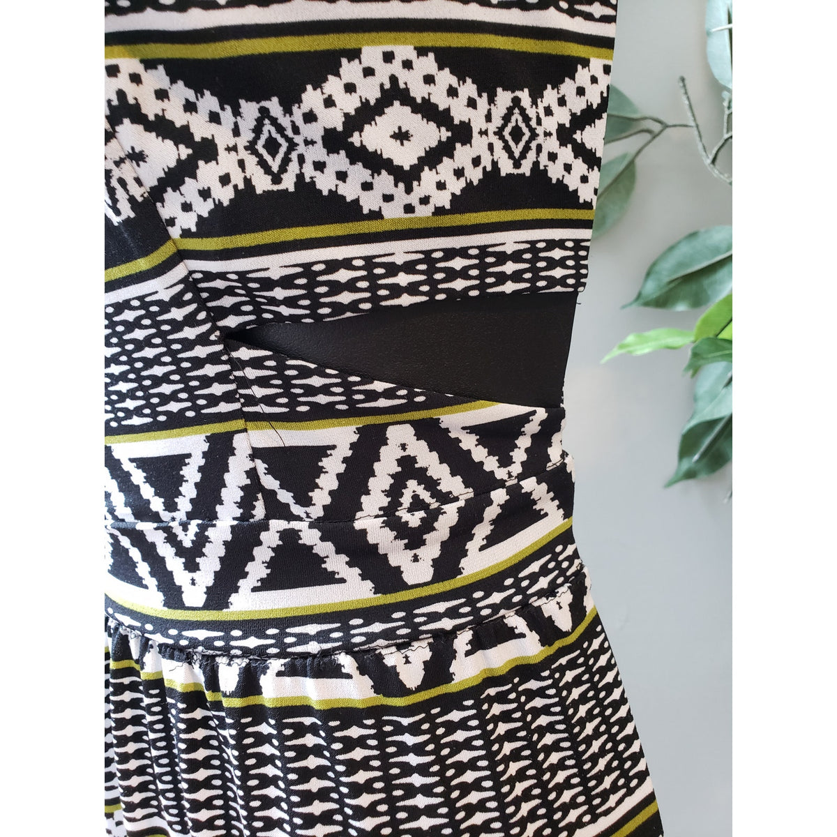 En Focus Studio Long Maxi Dress Women's Size 6 Black White Geo Print Sleeveless
