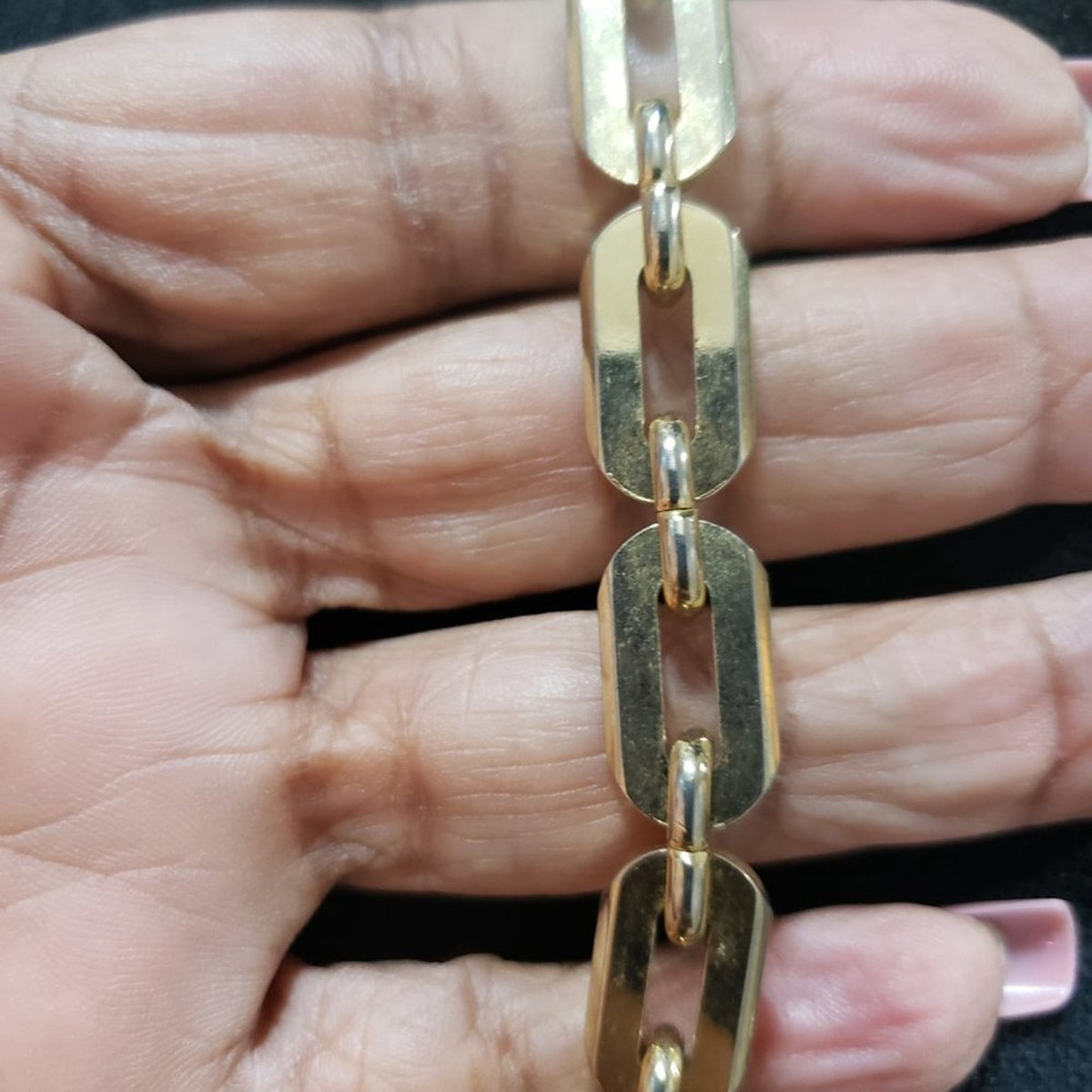 Women Fashion Elegant Gold Tone Rectangle Link Chain Necklace with Lobster Clasp
