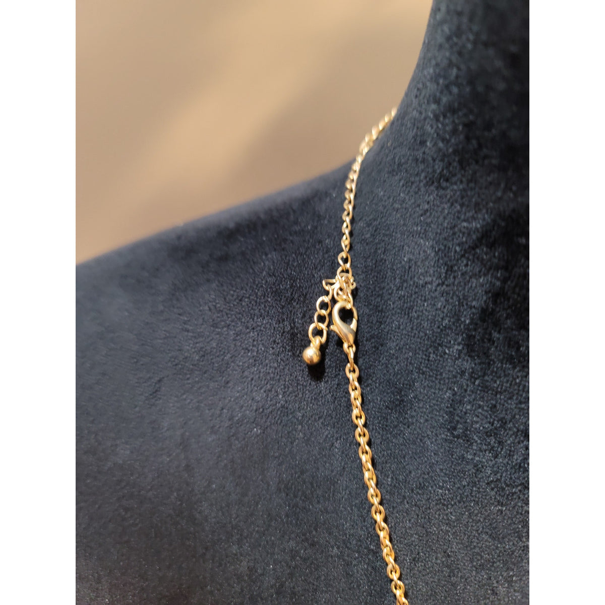 Women's Gold Triple Disc Necklace Elegant Layered Pendant Statement Jewelry