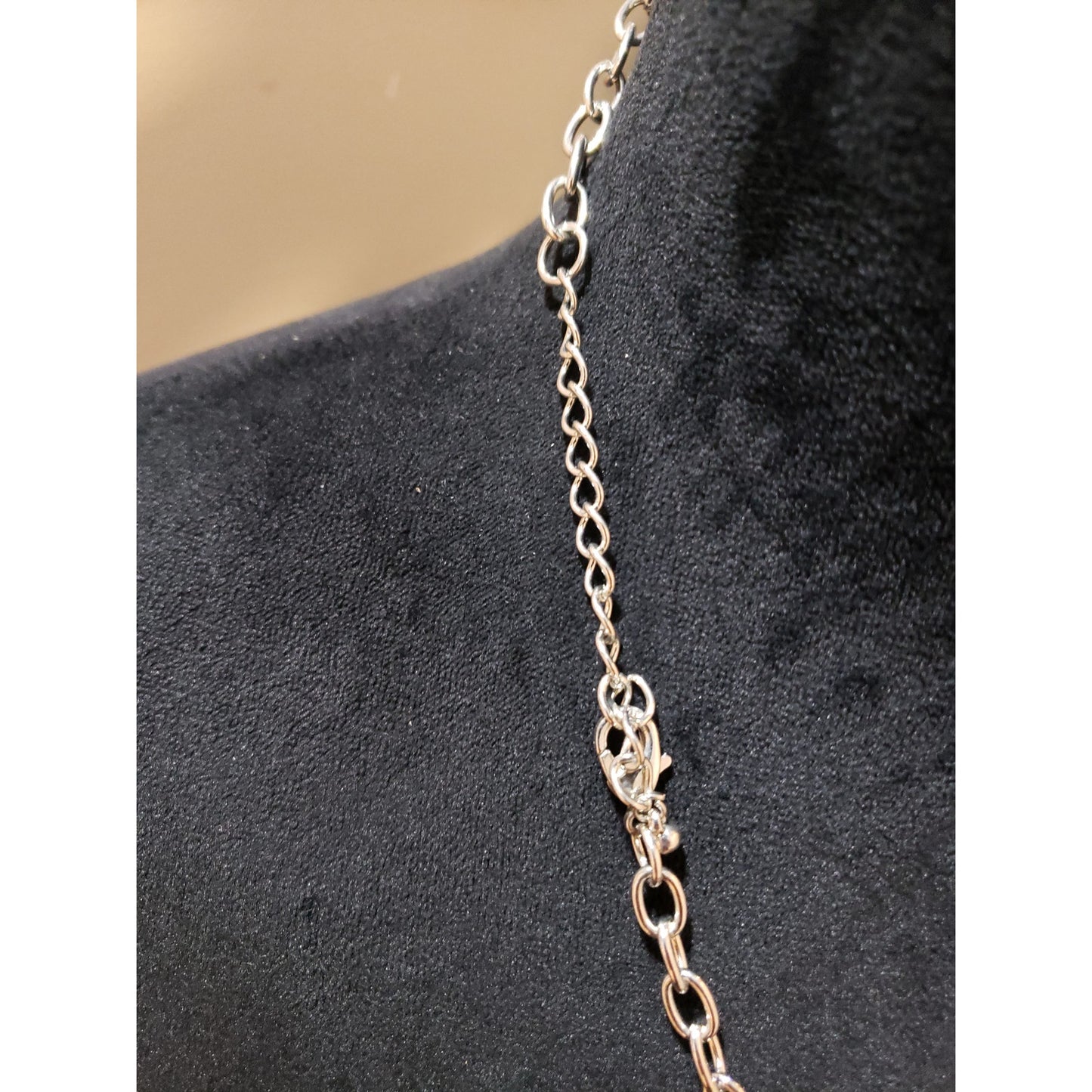 Women Fashion Silver Tone Crystals Cluster Bib Necklace Jewelry w/ Lobster Clasp