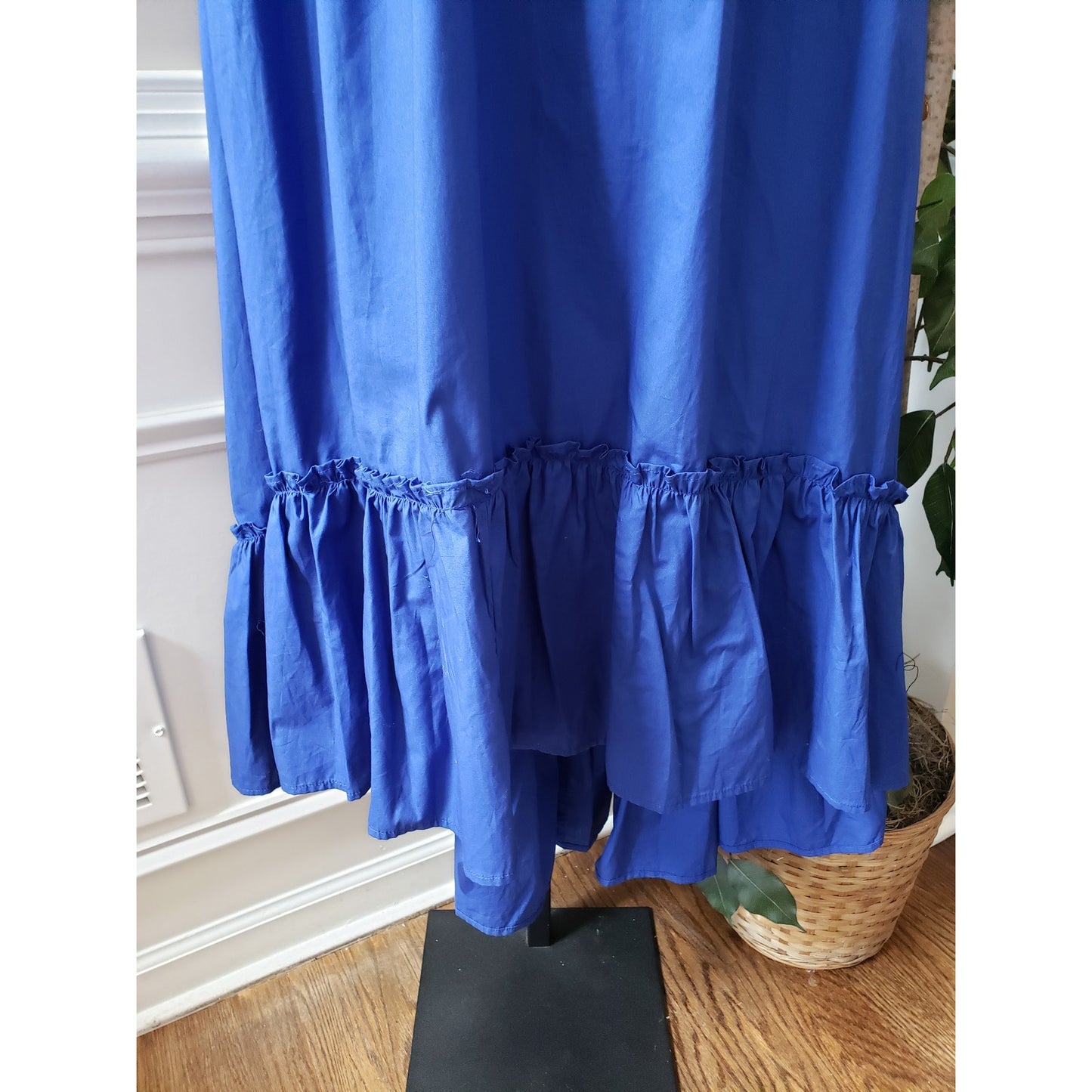 Who What Wear Long Maxi Dress Women Size XS Blue Pleated Square Neck Wide Strap