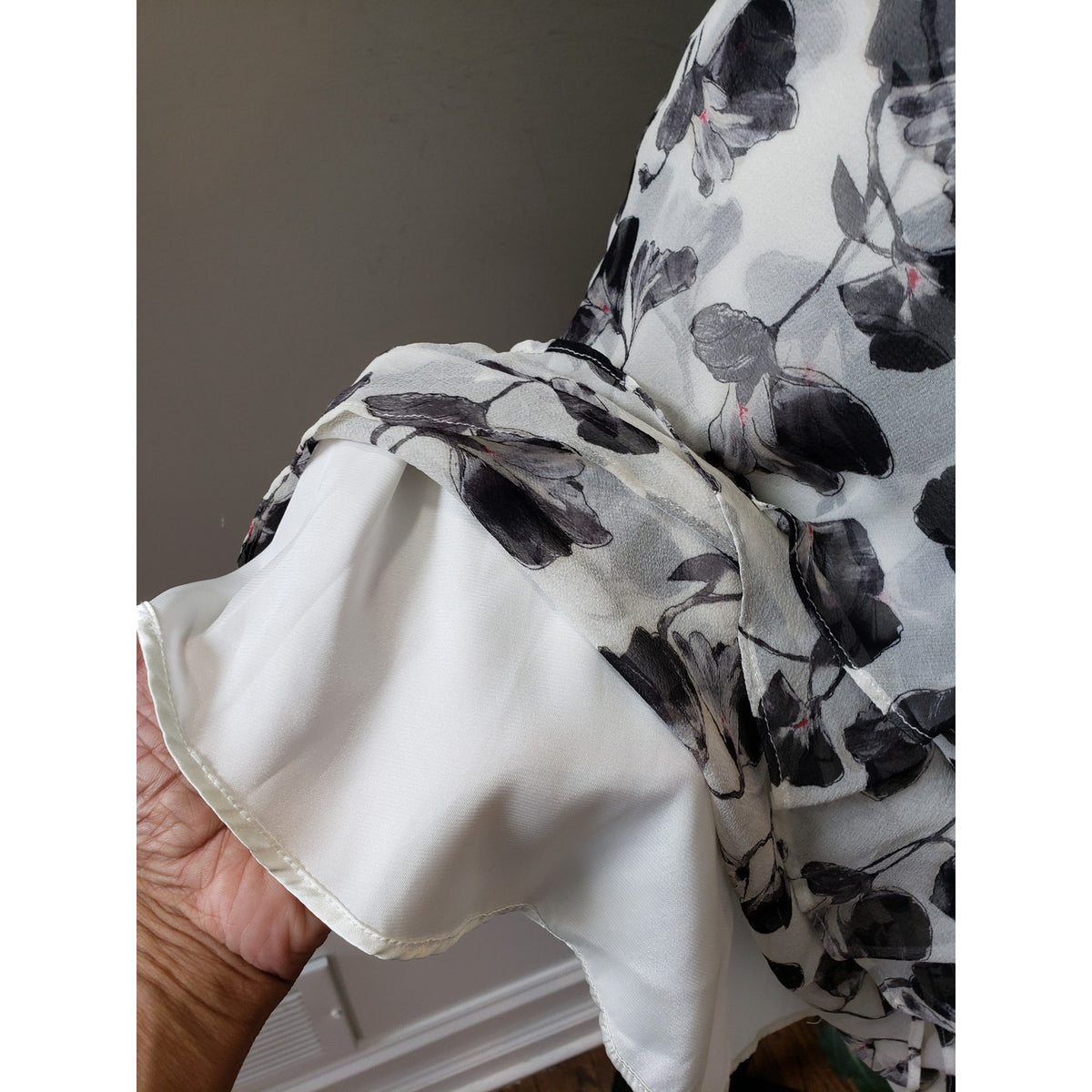 White House Black Market Fit & Flare Dress Womens 2 Floral Silk Off The Shoulder