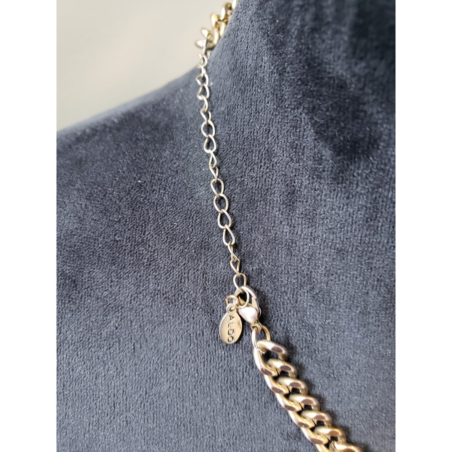 Women's ALDO Statement Necklace Gold Chain Lobster Clasp Crystal Floral