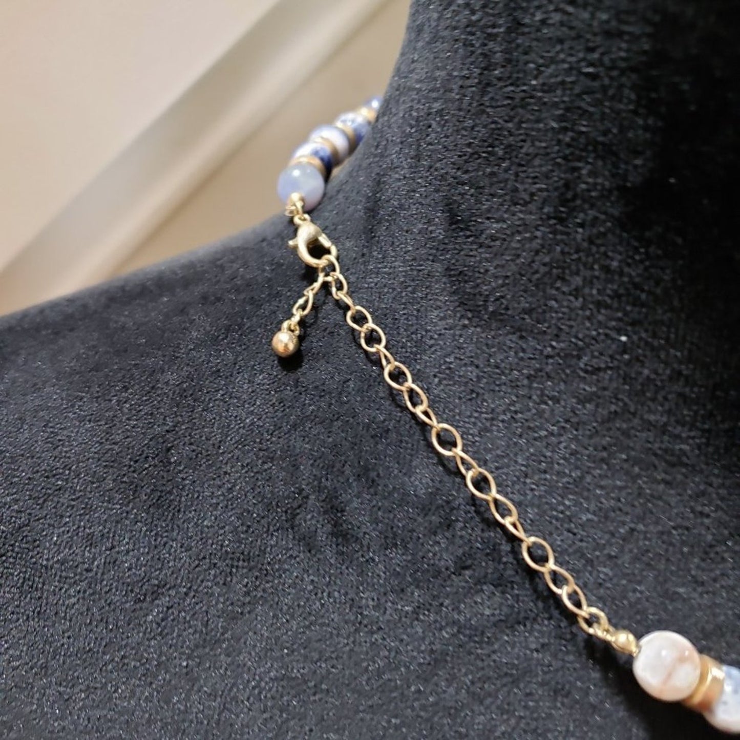 Womens Fashion Sodalite Stone and Chunky Chain Necklace with Lobster Clasp