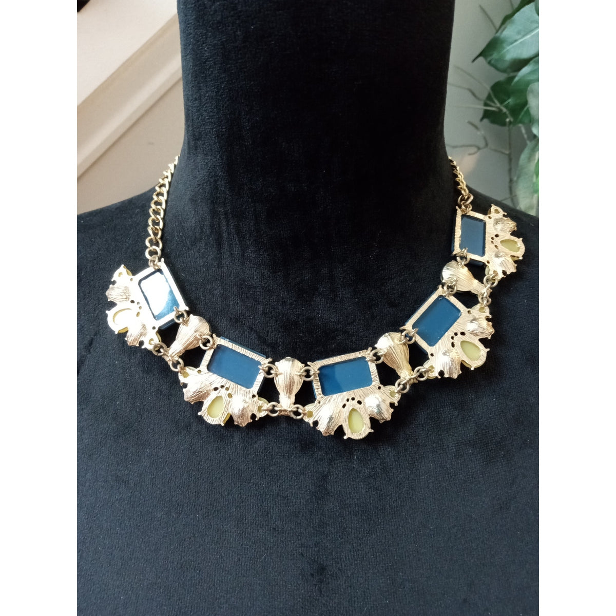 Blue Yellow Crystal Statement Necklace Gold Tone Rhinestone Bib Collar Necklace