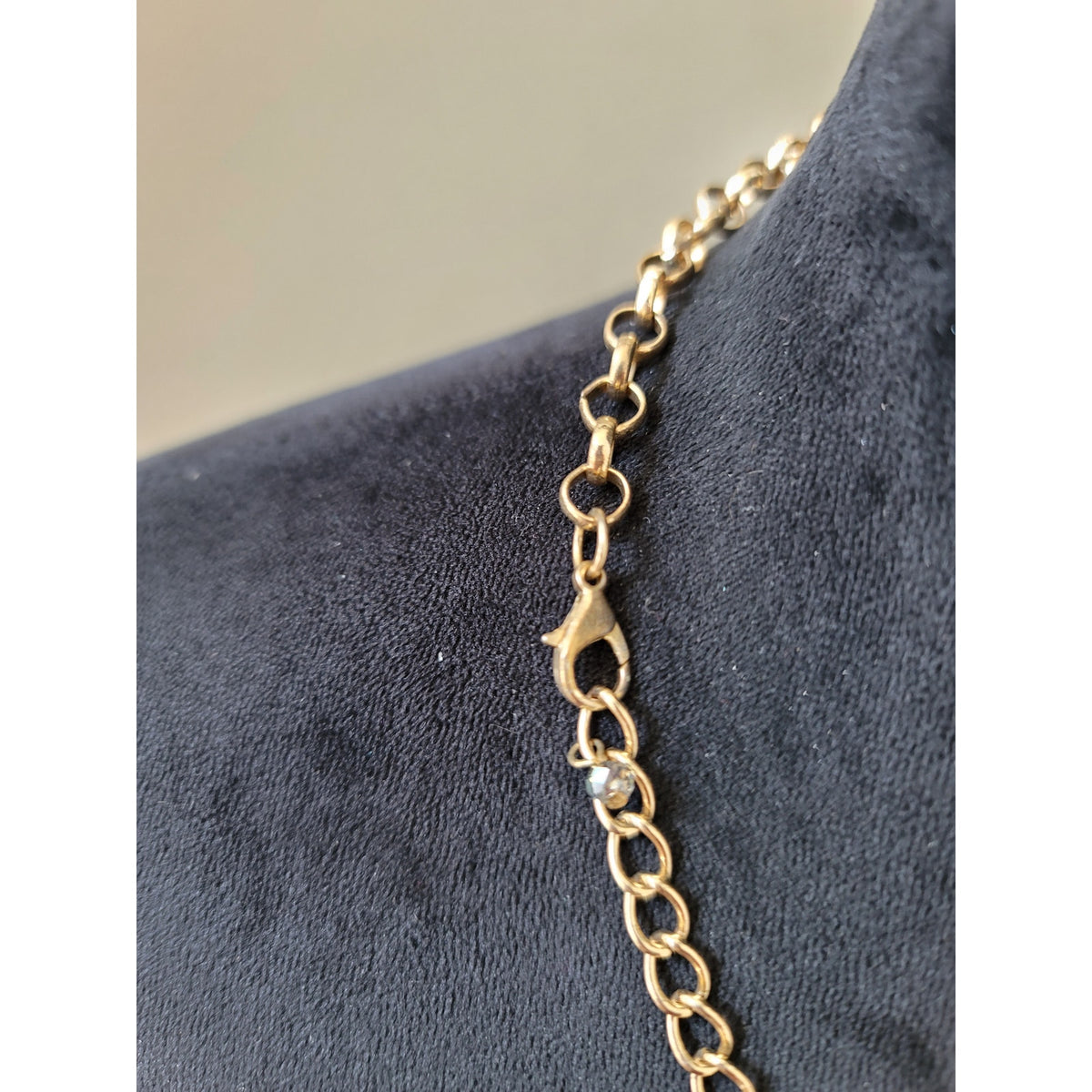 Women's Gold Chain Necklace With Iridescent Crystal Beads And Lobster Clasps