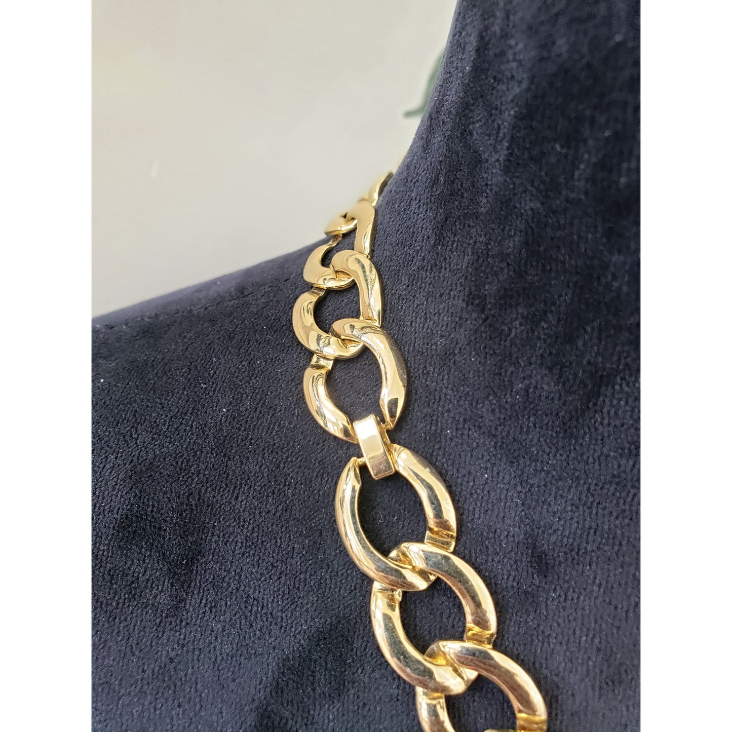 Womens Gold Tone Large Curb Link Chain Choker Necklace Jewelry with Box Clasp