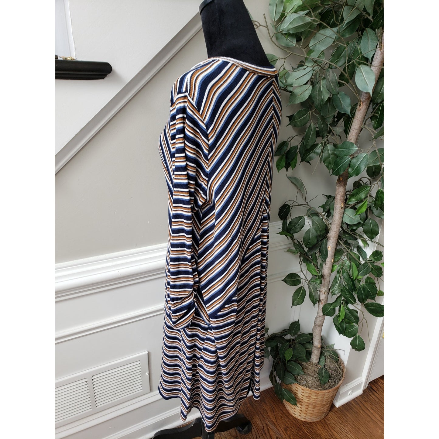 APT. 9 Sheath Dress Womens XL Blue & White Striped Knit Ruched Sleeve Round Neck