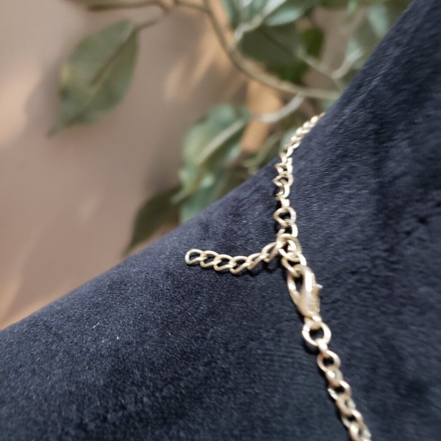 Women Fashion Blue Gemstone Gold Tone Chain Necklace Jewelry w/ Lobster Clasp