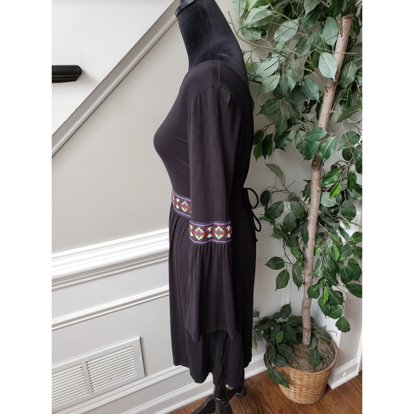 Peppermint Fit & Flare Dress Women M Black Rayon Embroidered Belted Boat Neck