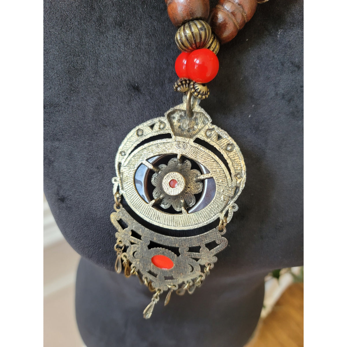 Women's Bohemian Antique Brass Statement Necklace With Lobster Clasp Red Beads