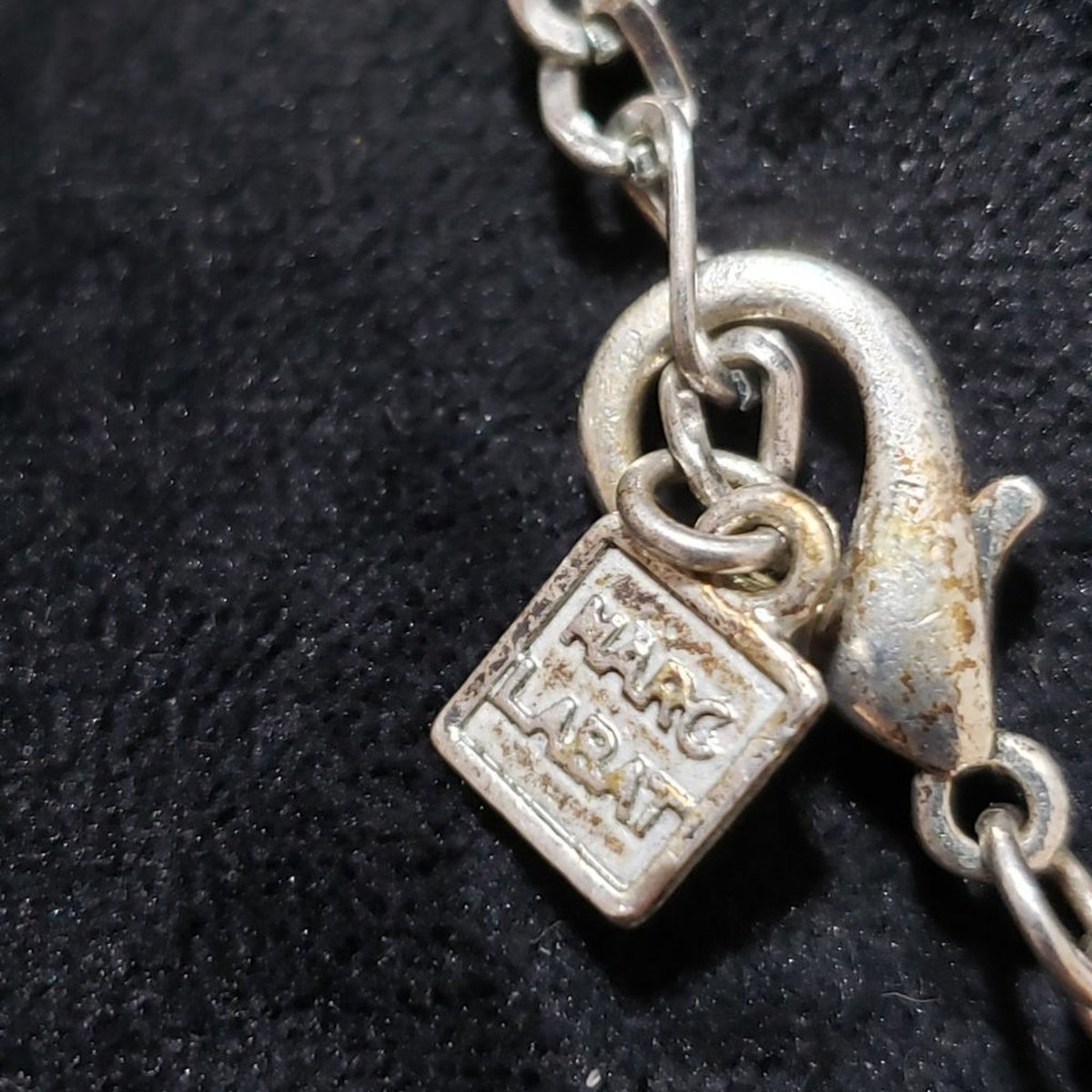 Harc Larat Womens Fashion Chunky Silvertone Filigree Charm Necklace with Lobster