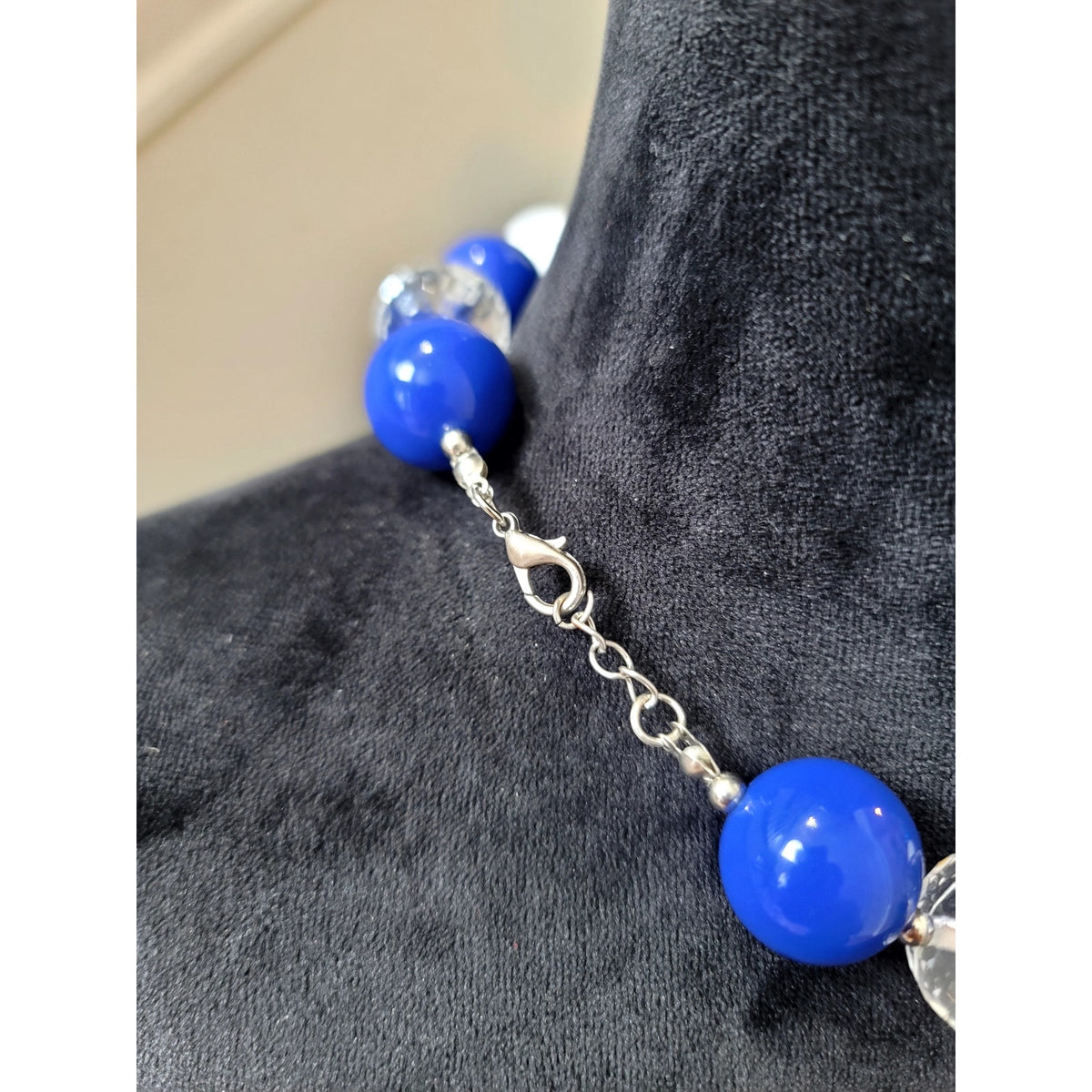 Blue White Crystal Chunky Beaded Acrylic Statement Necklace