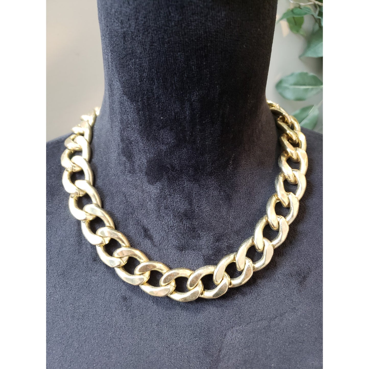 Women's Statement Necklace Chunky Gold Tone Chain Lobster Clasp Fashion Jewelry