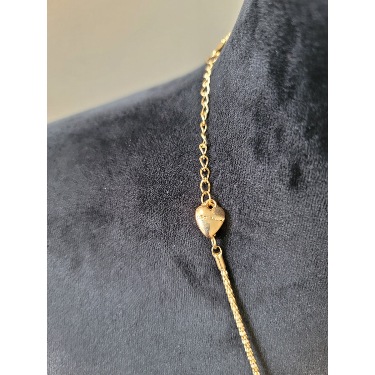 Betsey Johnson Elegant Peacock Pendant Necklace Blue Crystals And Lobster Clasp
