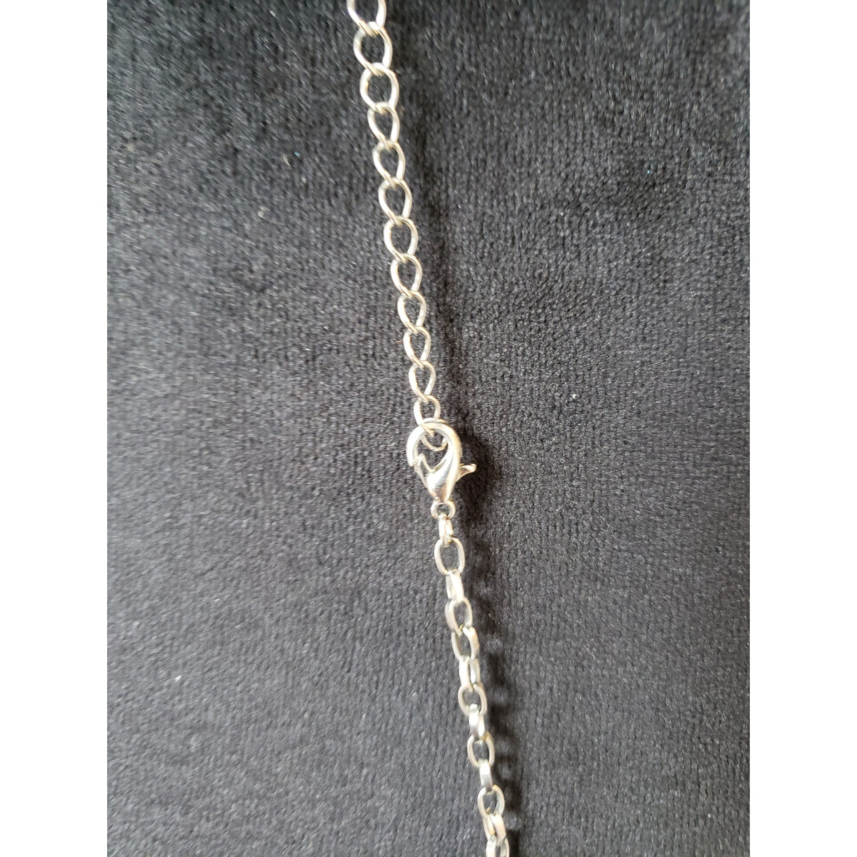 Women Silver Tone Heart Pendant Necklace Rhinestone Filigree Long Chain Jewelry