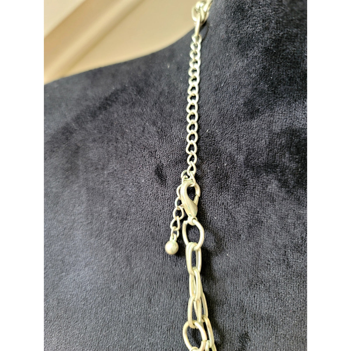 Green Beaded Multi-Strand Chain Necklace Acrylic Ring Link Layered Statement