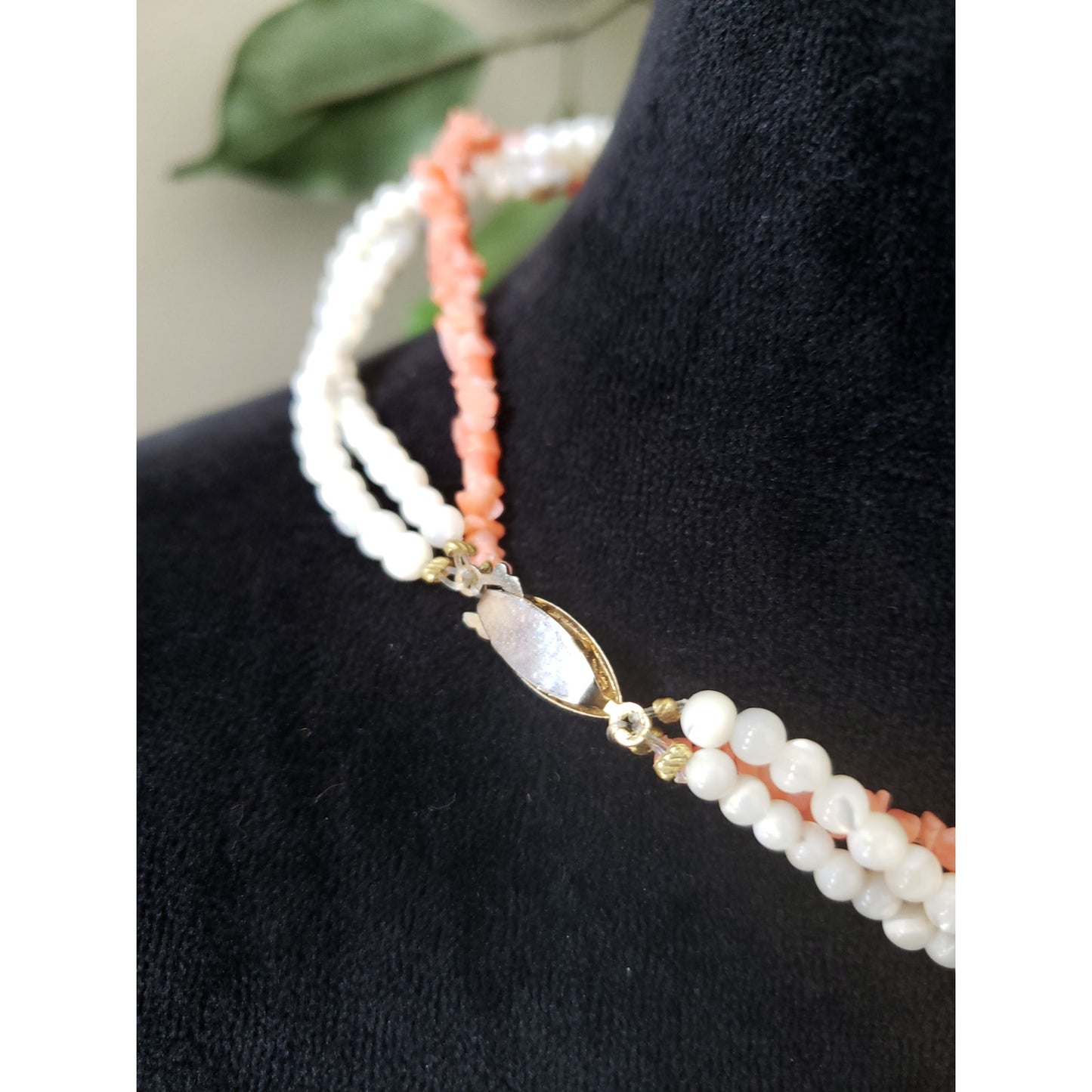 Womens 3 Strand Coral Bead Faux Pearls Choker Necklace Jewelry with Hook & Eye