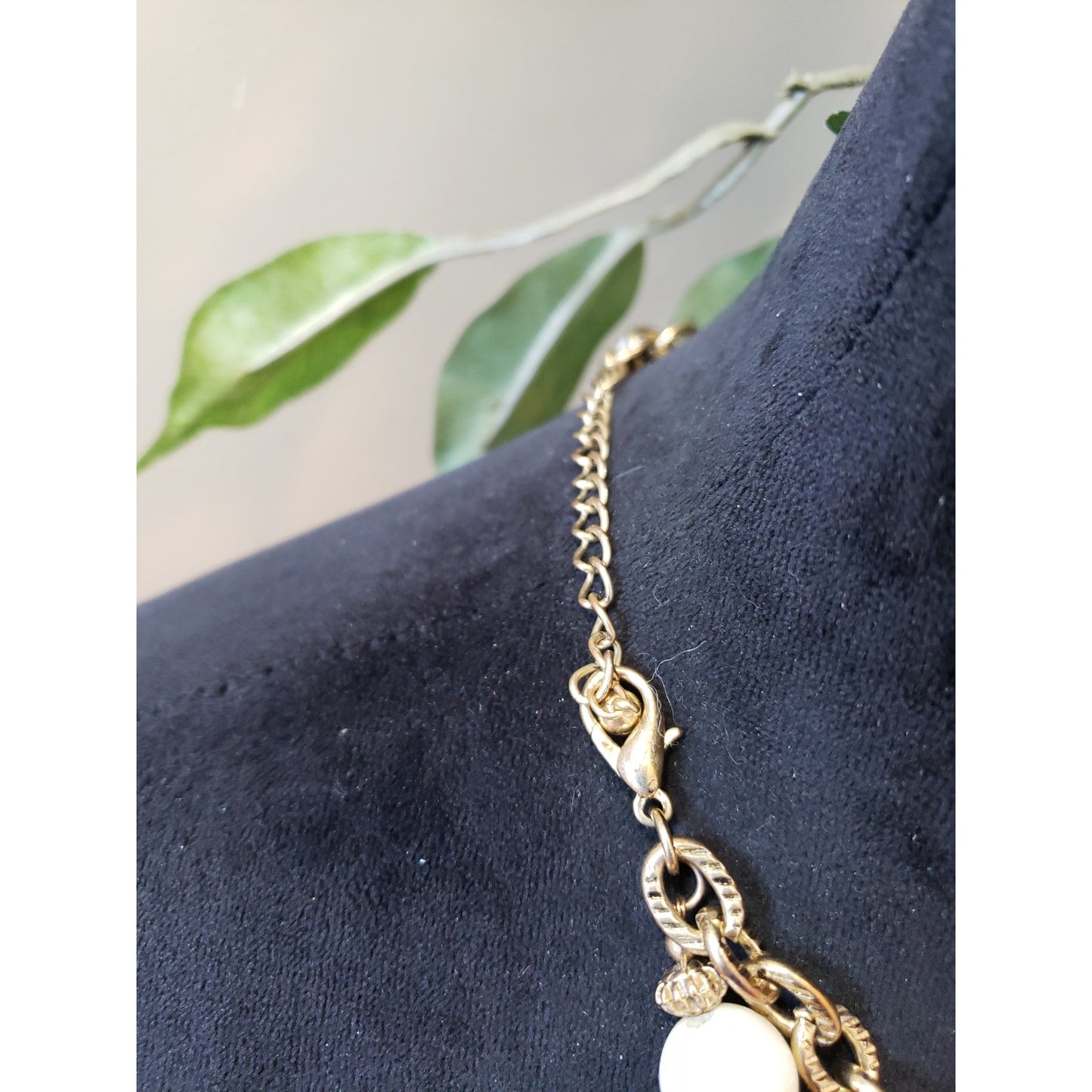 Women Elegant 2 Strand Gold Tone White Ball Beaded Ornate Spacers Chain Necklace