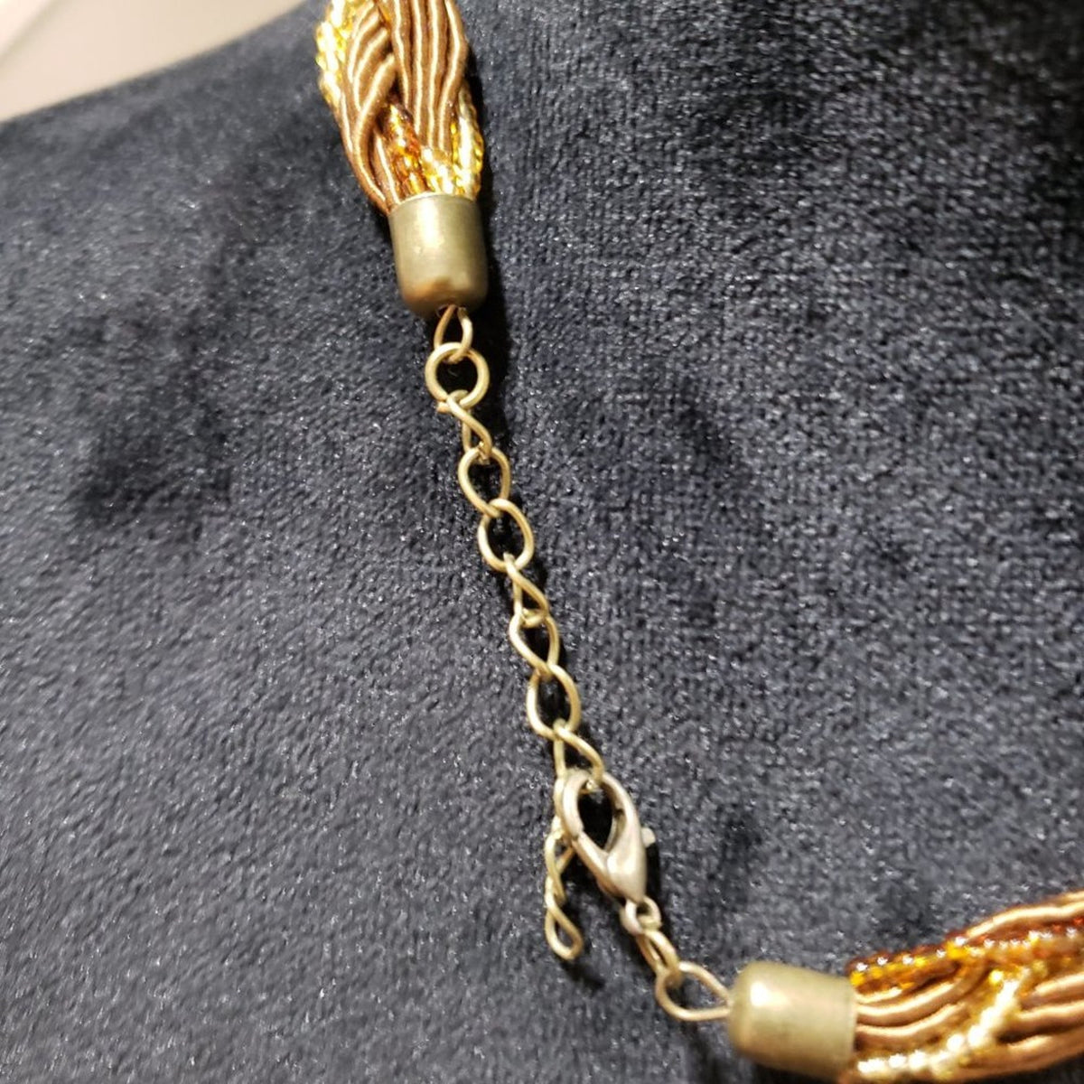 Womens Gold Tone Beaded Chain & Natural Stone Pendant Necklace w/ Lobster Clasp