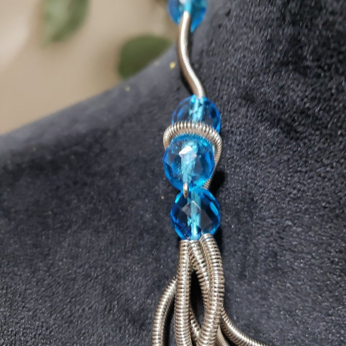 Women Fashion Multistrand Silver Wire Blue Rhinestones Beaded Collar Necklace