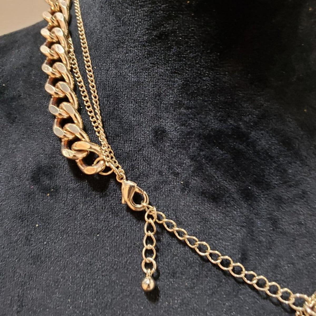 Womens Fashion Chain Link Leather Wrap Gold Tone Collar Necklace Lobster Clasp