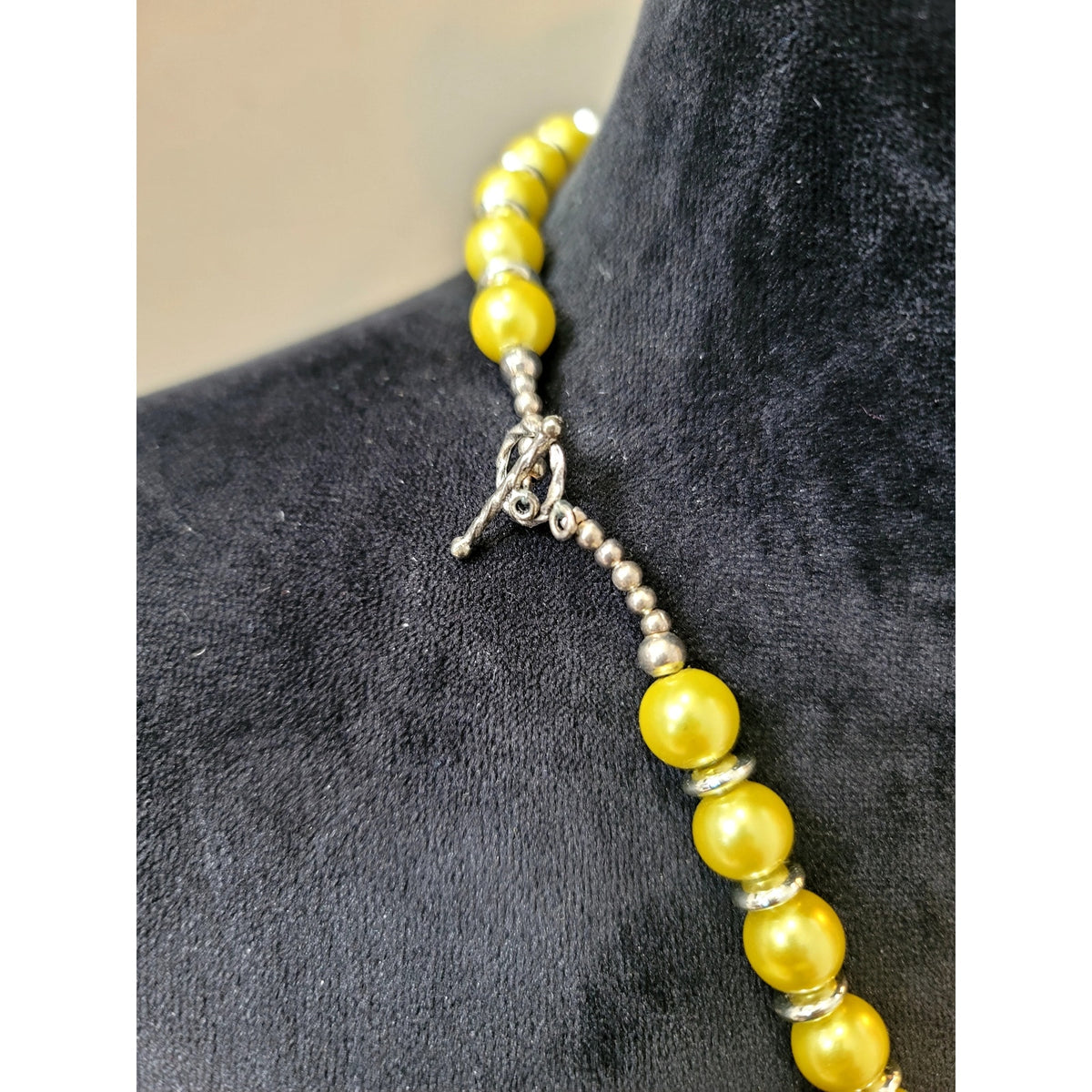 Yellow Black Beaded Silver Tone Statement Necklace Chunky Modern