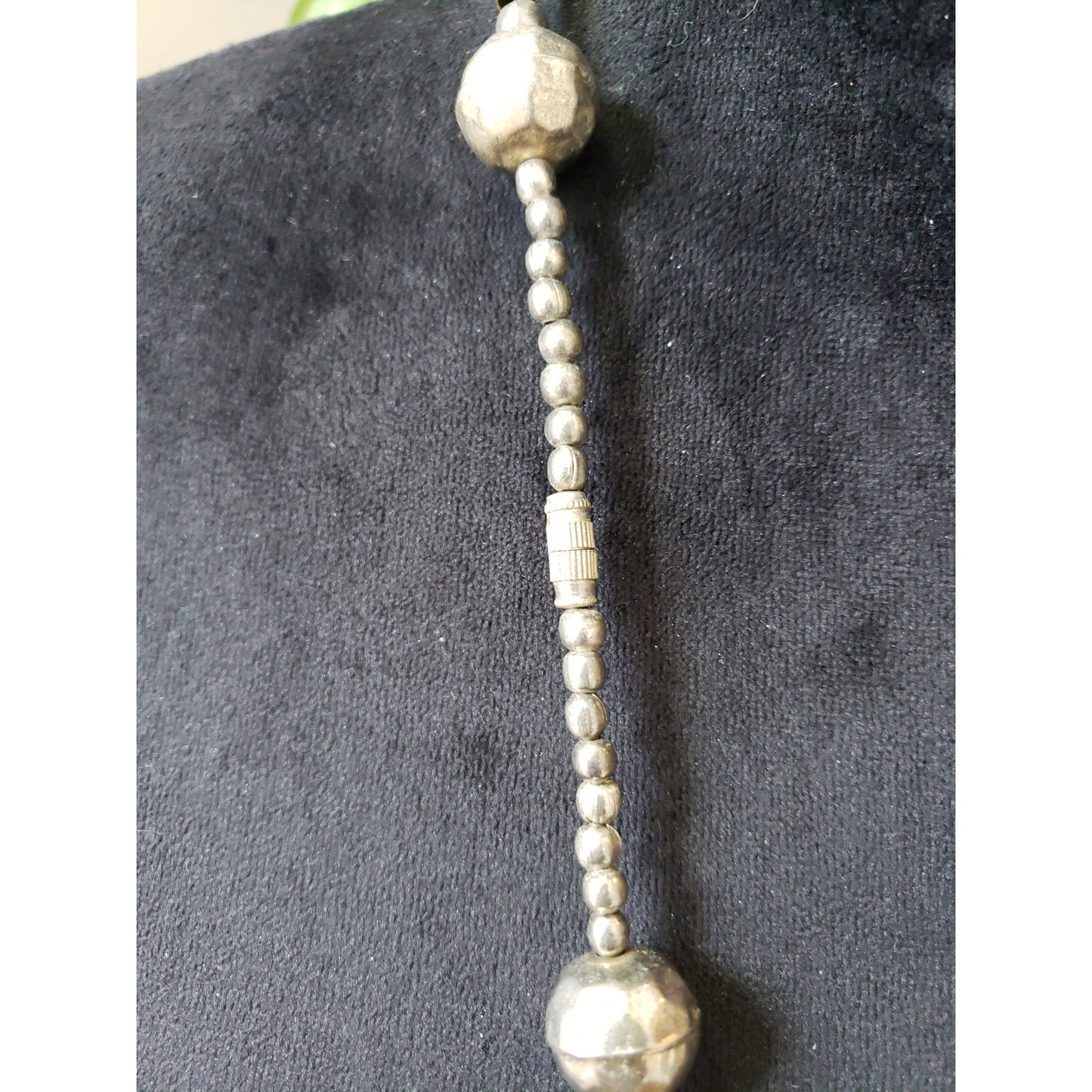 Vintage Women Boho Round Metal Ball Beaded Long Necklace Jewelry w/ Barrel Clasp