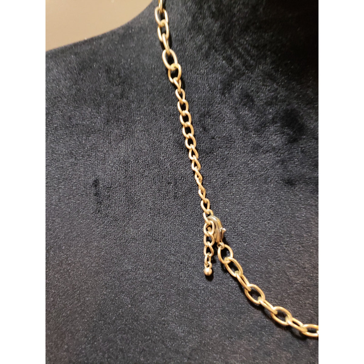 Womens Fashion Gold Tone Crystals Cluster Bib Necklace Jewelry w/ Lobster Clasp