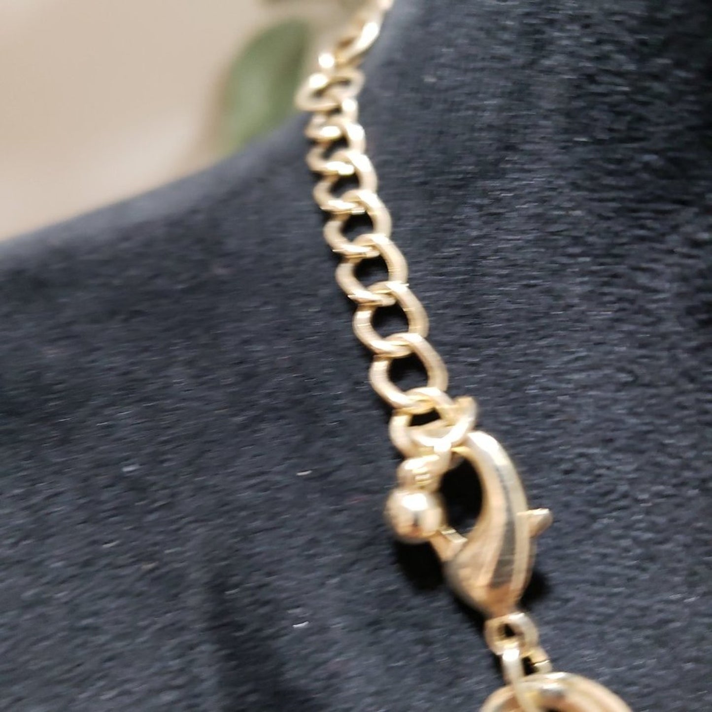Women Fashion Rhinestone Linked Gold Chain Statement Necklace with Lobster Clasp