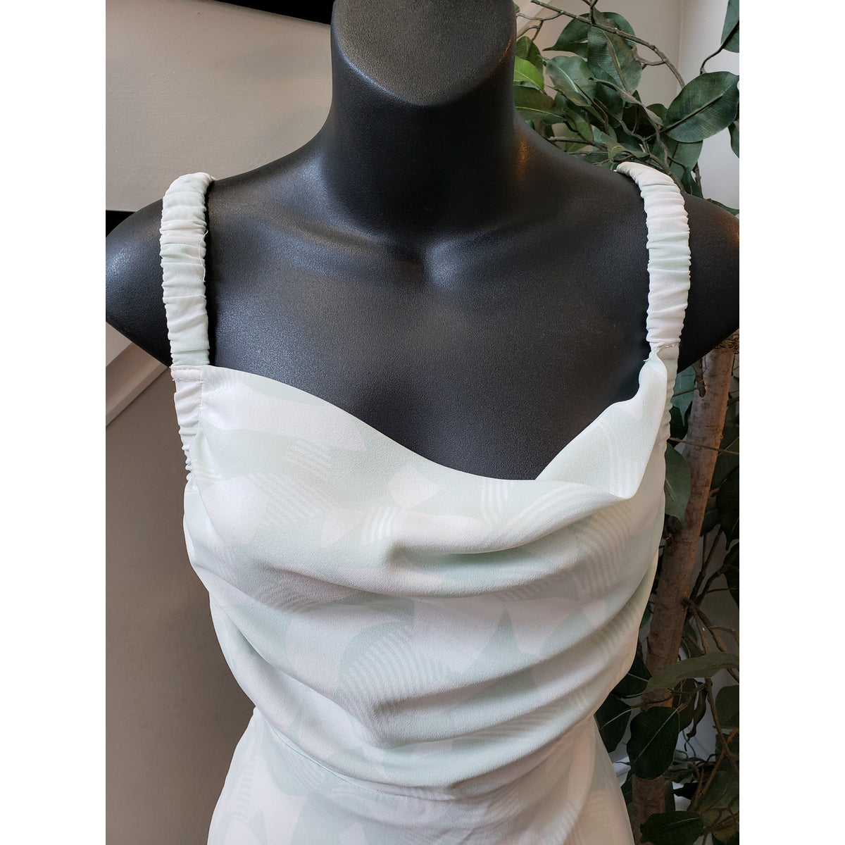 Forever 21 Fit & Flare Dress Womens Size M Beige Patterned Sleeveless Cowl Neck