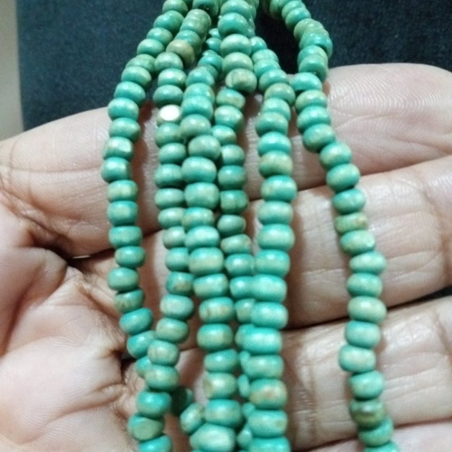 Women Fashion Boho Style Multistrand Green Color Beaded Long Necklace w/ Lobste