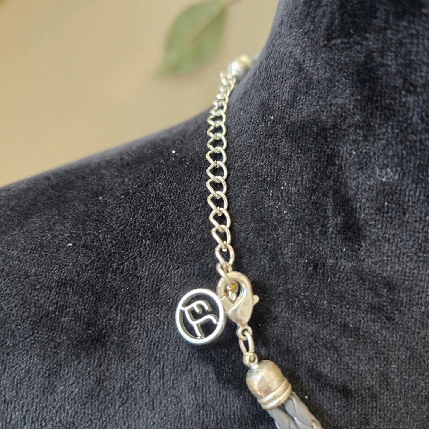 Womens Fashion Ivory Faux Pearl Silver Tone Necklace Jewelry with Lobster Clasp