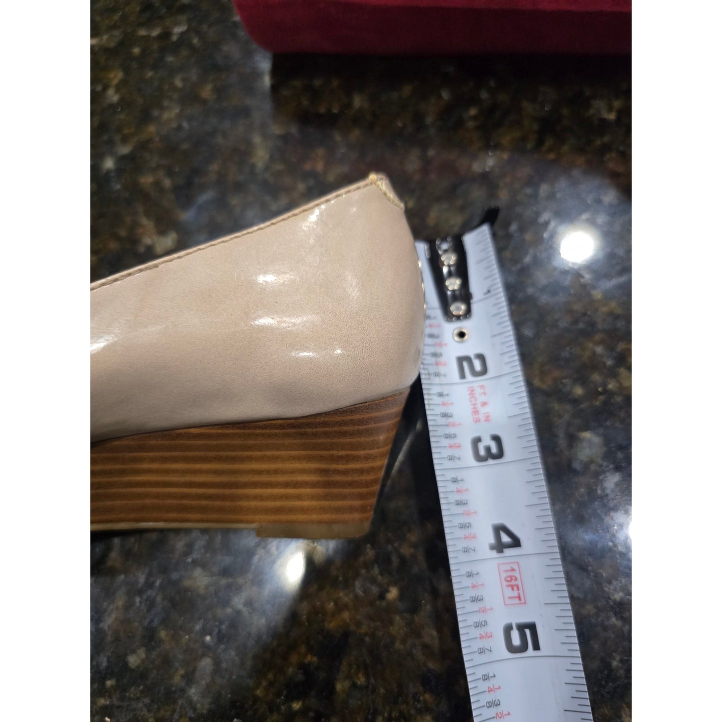 Calvin Klein Peep Toe Wedge Pumps Women's 7.5M Beige Patent Leather Comfort Heel