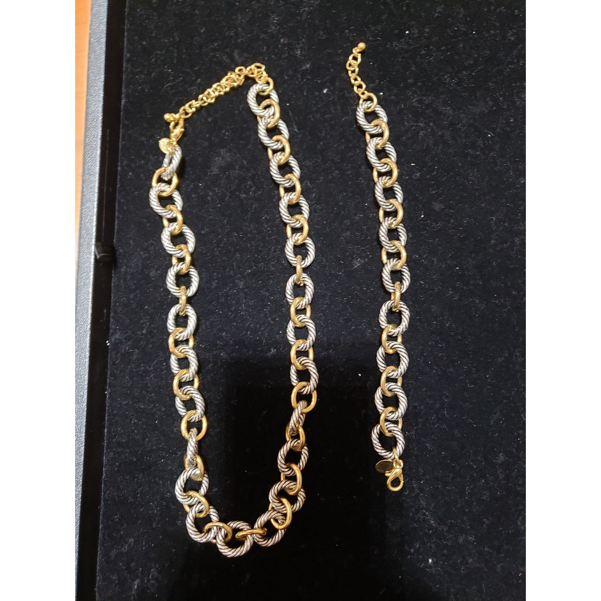 Womens Fashion 2 Tone Twisted Linked Chain Collar Necklace Jewelry with Bracelet