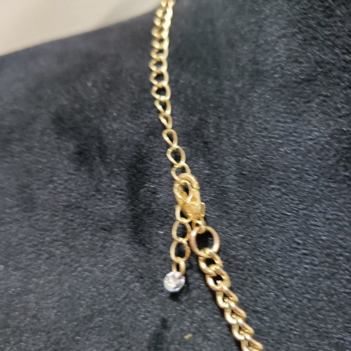 Womens Fashion Retro Gold Tone Disc Rhinestone & Faux Pearl Statement Necklace