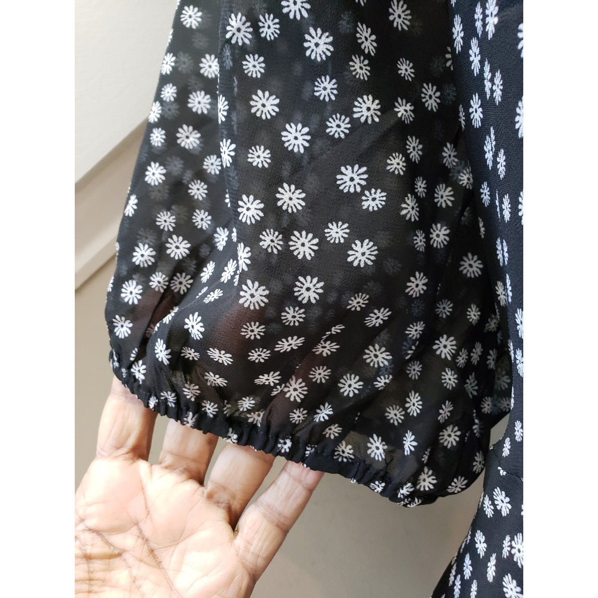 Forever 21 Long Maxi Dress Womens Size OX Black Lined Balloon Sleeve Wrap V Neck