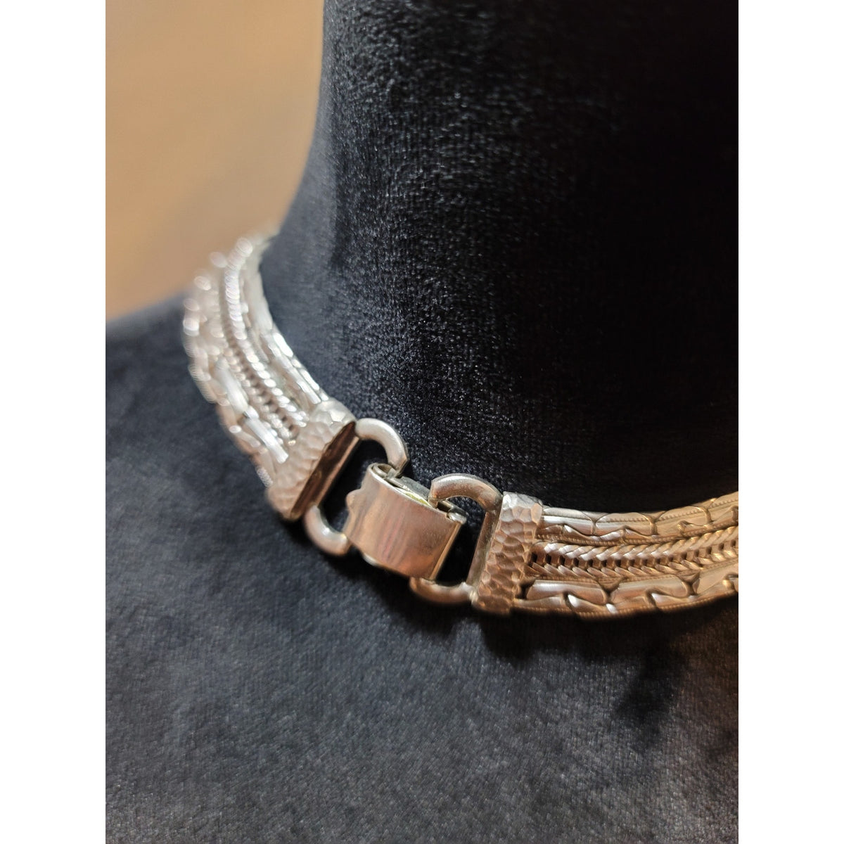 Women's Sleek Silver Multi-Strand Necklace with Statement Clasp Elegant Design