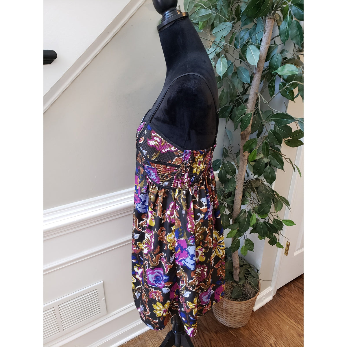 Xhilaration Fit & Flare Dress Women's Size XL Multi Floral Stretch Smocked