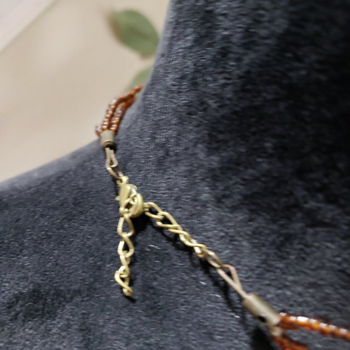 Women Fashion Triple Strand Seed Beaded Big Round Pendant Necklace with Lobster
