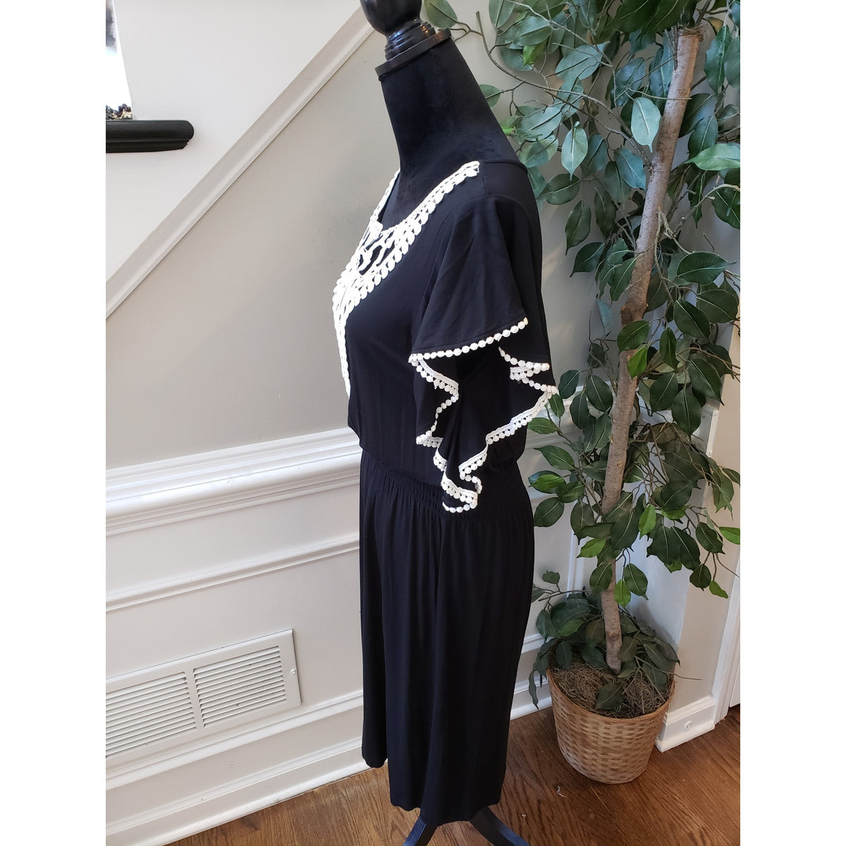 Spense Sheath Dress Women Medium Black Lace Trim V Neck Short Sleeve Cinch Waist