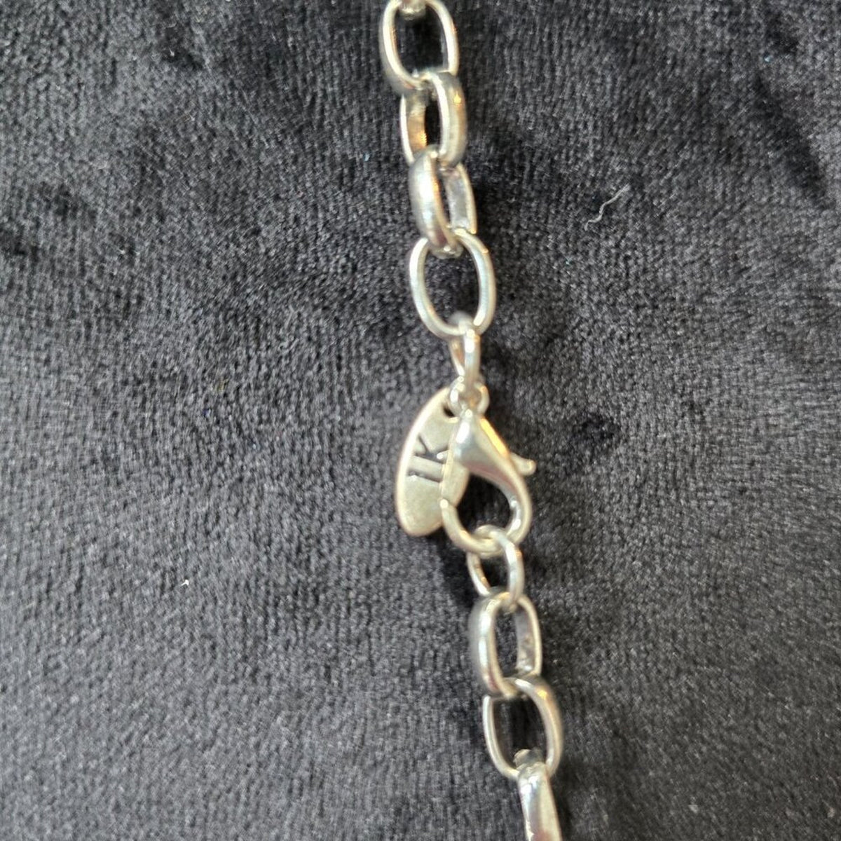 Women's Fashion Silver Tone Curb Link Chain Collar Necklace with Lobster Clasp
