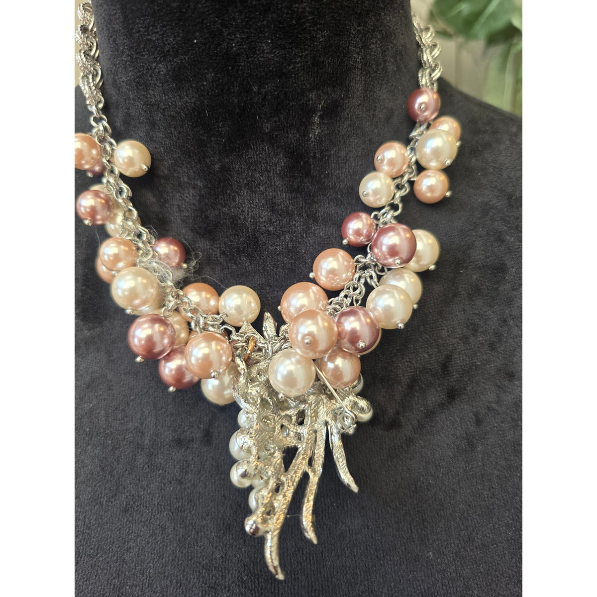 Peach Pink Champagne Faux Pearl Beaded Cluster Gold Tone Bib Necklace