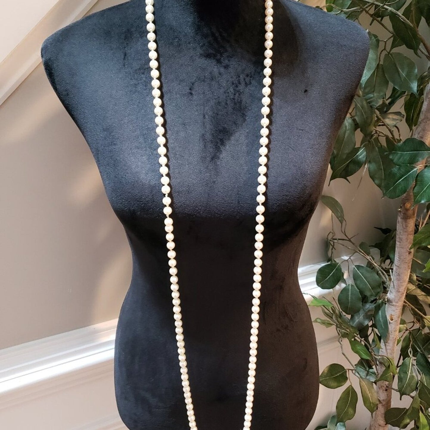 Womens Fashion Ivory Baroque Flapper Pearl Long Statement Necklace Jewelry