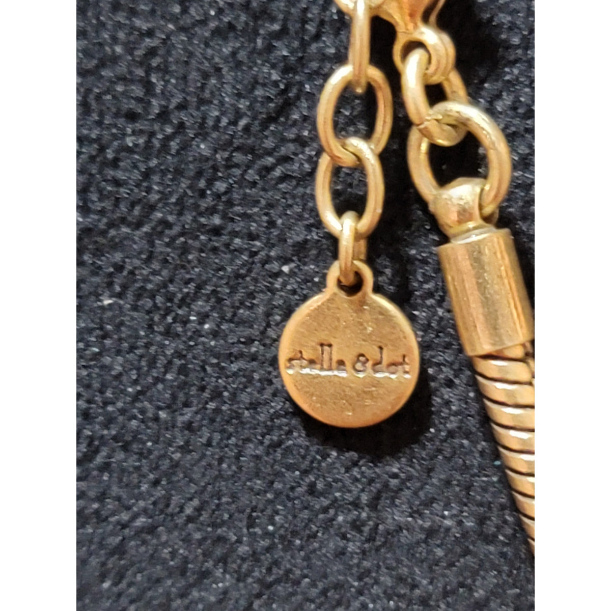 Stella & Dot Women's Gold Statement Necklace With Lobster Clasp Elegant Design
