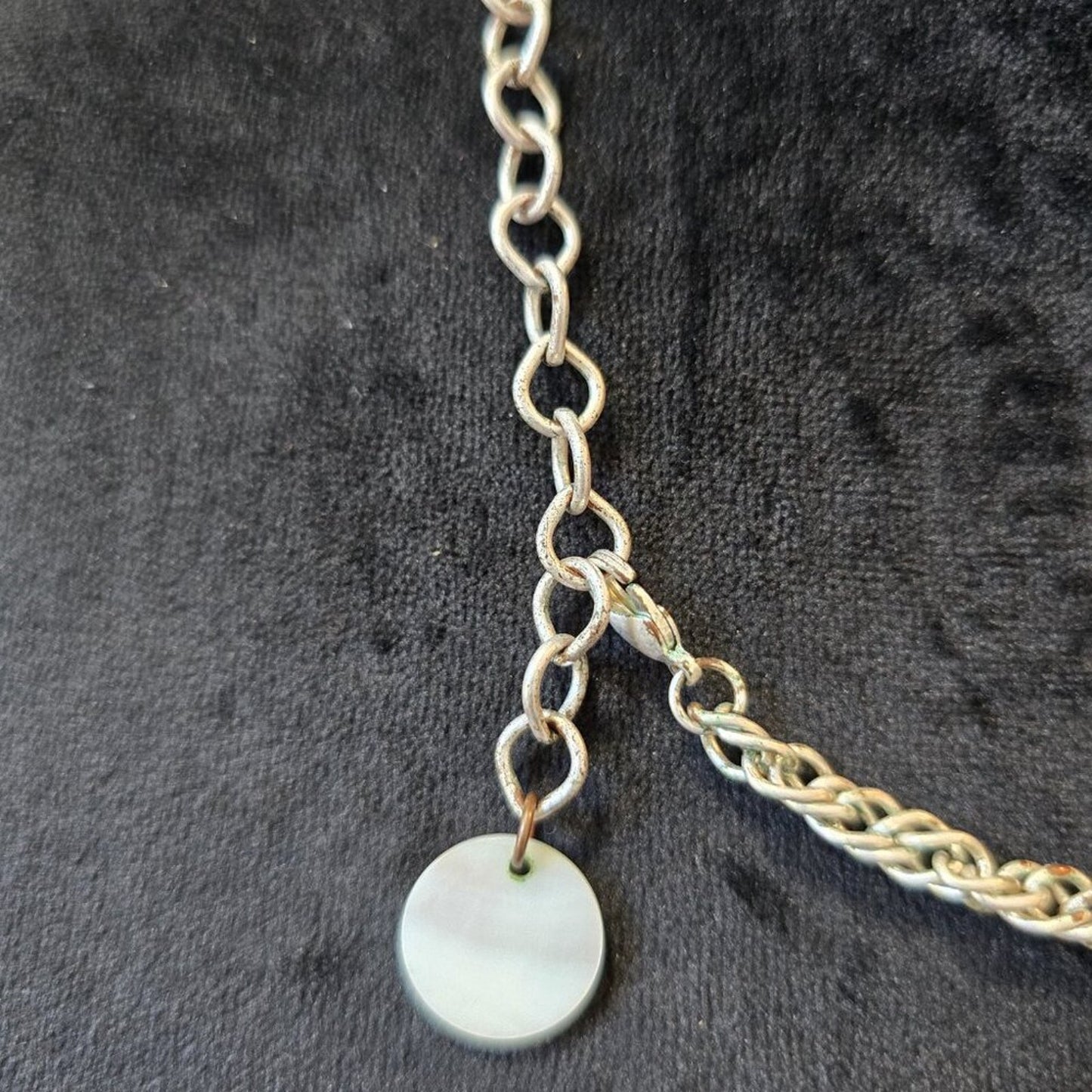 Womens Fashion White & Silver Linked Round Disc Necklace with Lobster Clasp