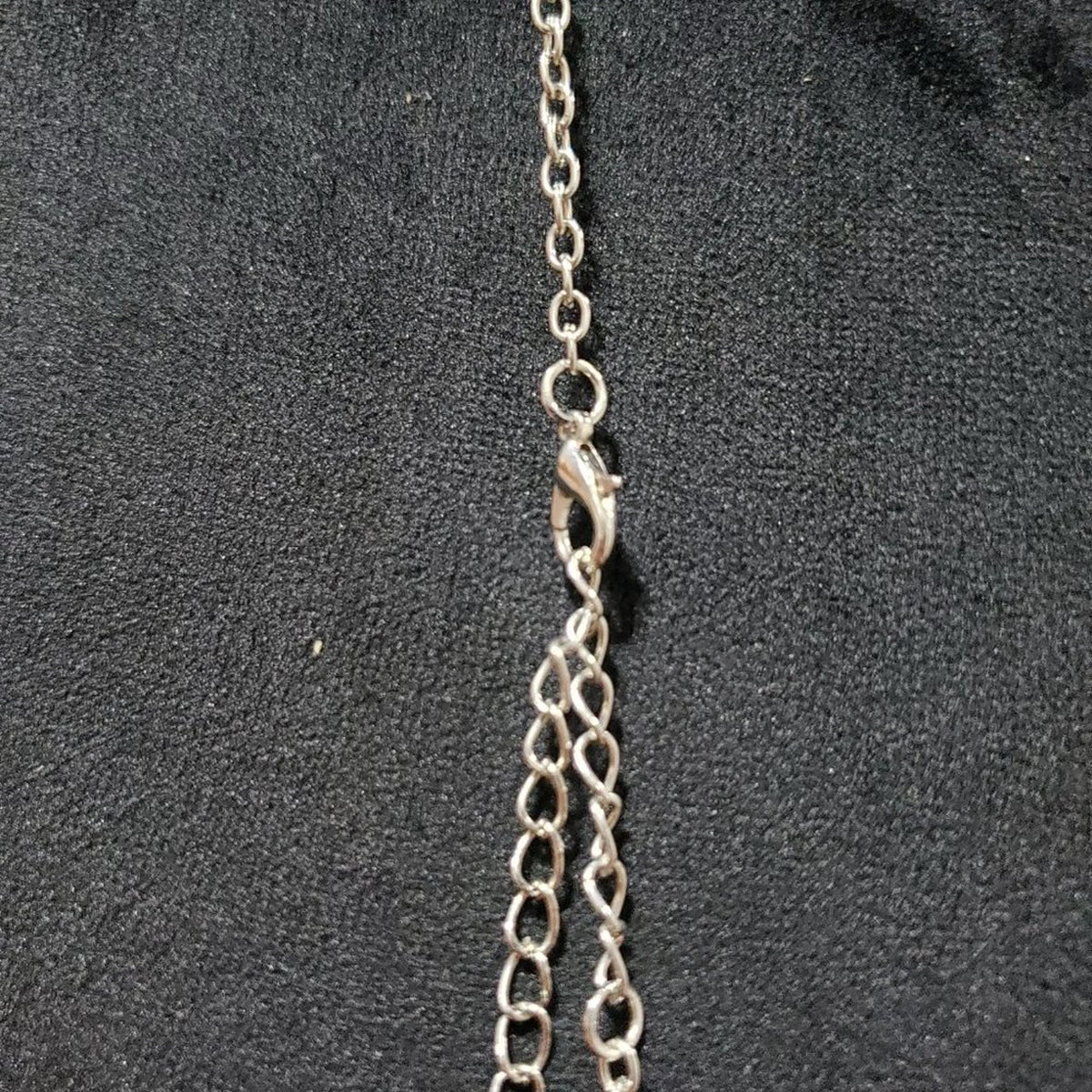 Womens Fashion Chunky Silver Tone Chain Teardrop Pendant Necklace with Lobster