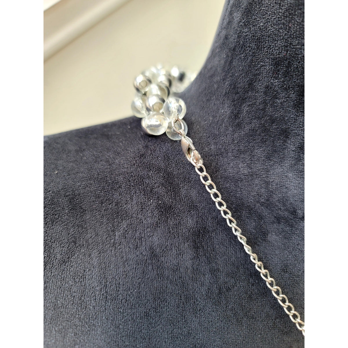 Women's Chunky Silver Clear Bead Statement Necklace Party Fashion Jewelry