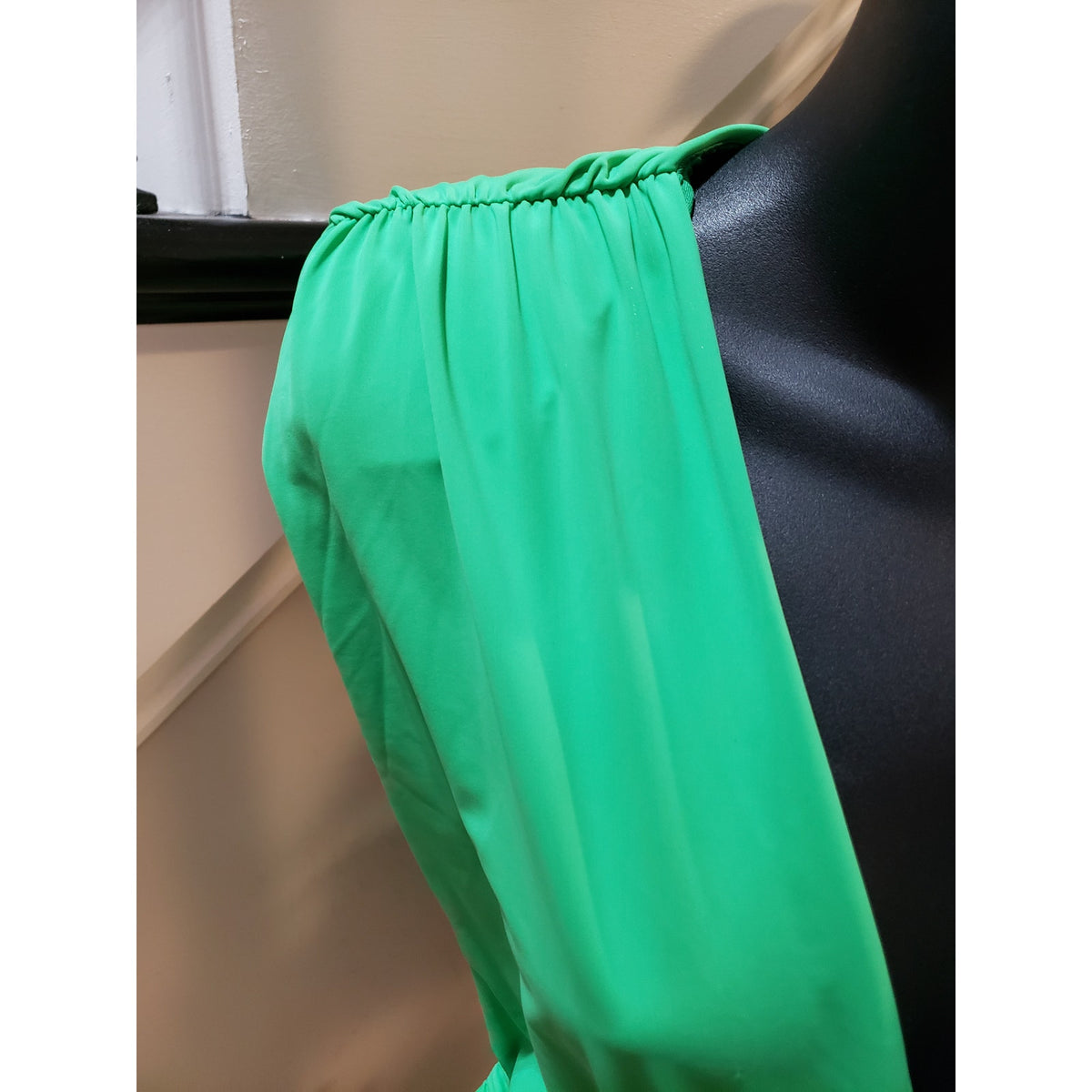 Meek Bodycon Dress Womens L Green Ruched Pleated Knee Length Sleeveless V Neck